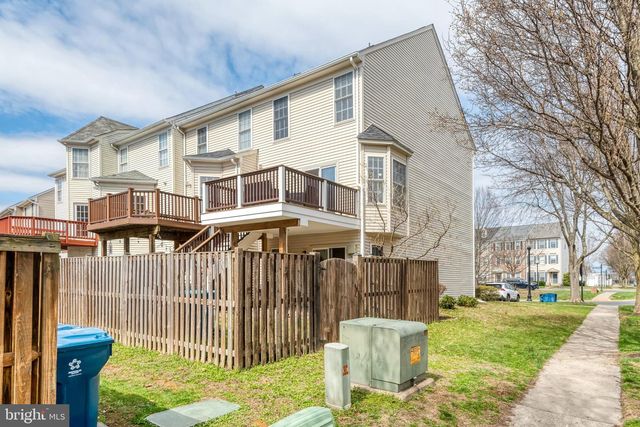 42847 PILGRIM SQ, Chantilly, VA 20152