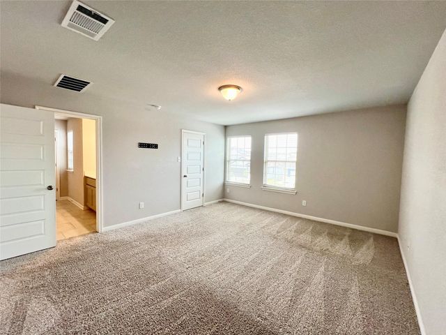 227 Kellys Heroes WAY, Jarrell, TX 76537