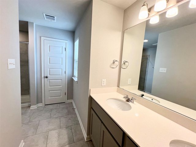 227 Kellys Heroes WAY, Jarrell, TX 76537