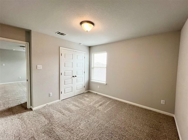 227 Kellys Heroes WAY, Jarrell, TX 76537