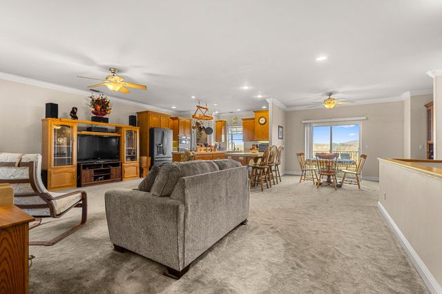 5611 Meesha Ln, Placerville, CA 95667