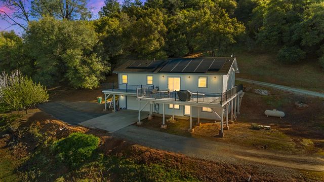 5611 Meesha Ln, Placerville, CA 95667