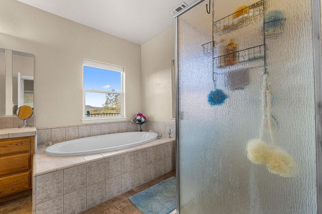 5611 Meesha Ln, Placerville, CA 95667