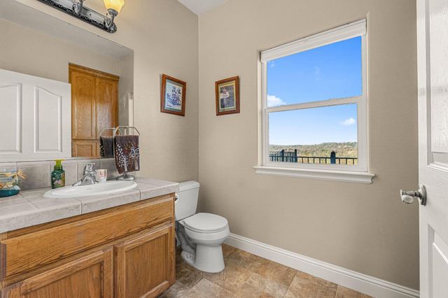 5611 Meesha Ln, Placerville, CA 95667