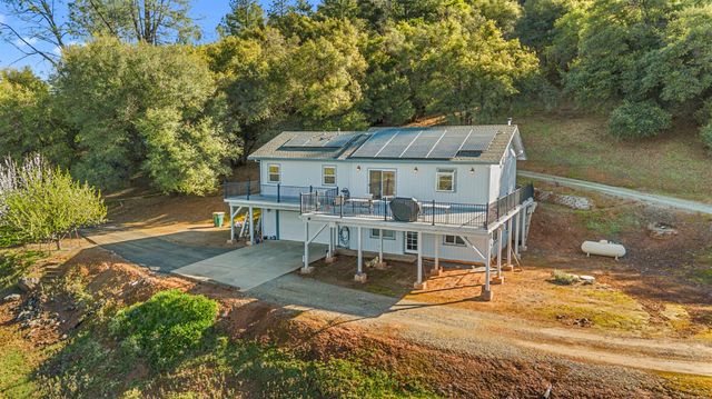 5611 Meesha Ln, Placerville, CA 95667