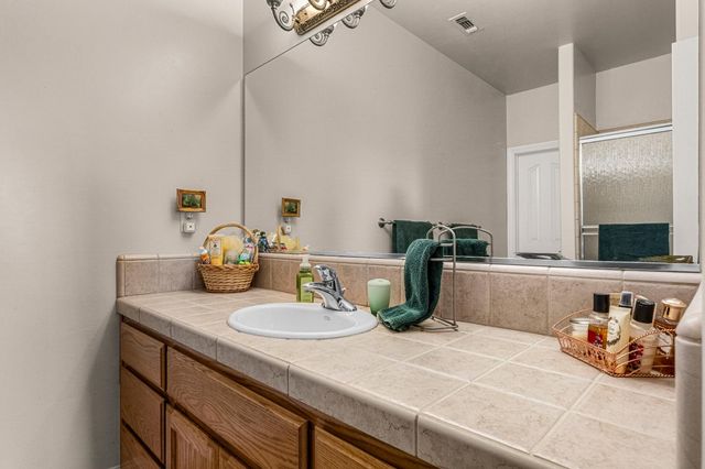 5611 Meesha Ln, Placerville, CA 95667