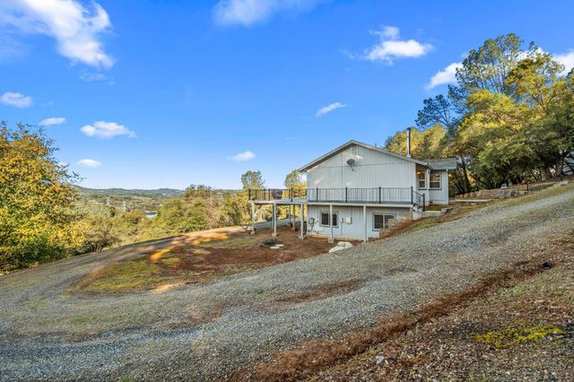 5611 Meesha Ln, Placerville, CA 95667