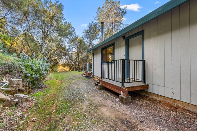 5611 Meesha Ln, Placerville, CA 95667