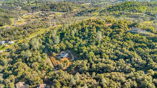 5611 Meesha Ln, Placerville, CA 95667