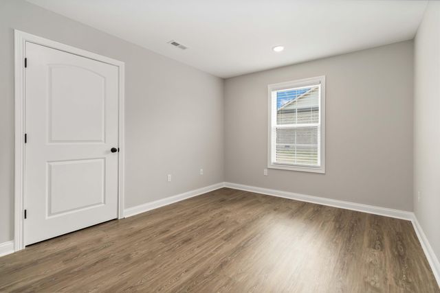 406 Nandino Circle, Berea, KY 40403