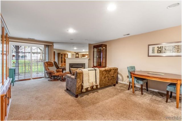 1210 Youngs Rd D, Amherst, NY 14221