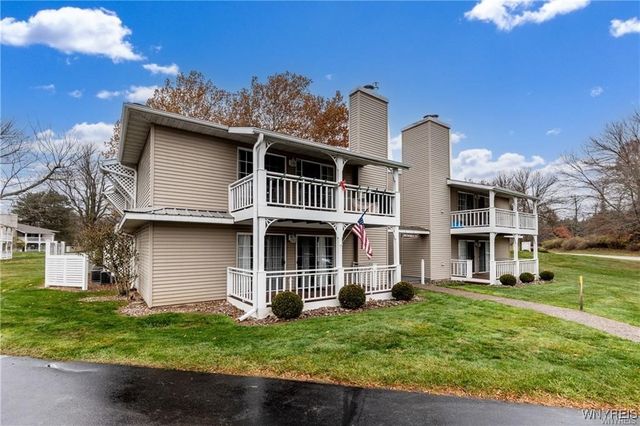 1210 Youngs Rd D, Amherst, NY 14221