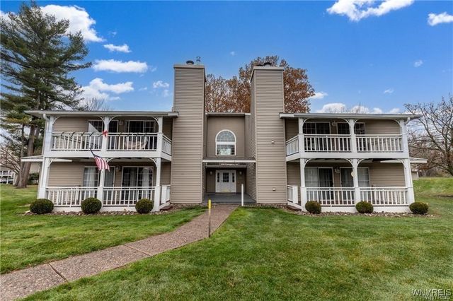 1210 Youngs Rd D, Amherst, NY 14221