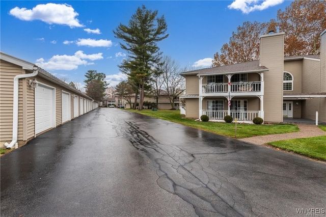 1210 Youngs Rd D, Amherst, NY 14221