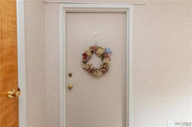 1210 Youngs Rd D, Amherst, NY 14221