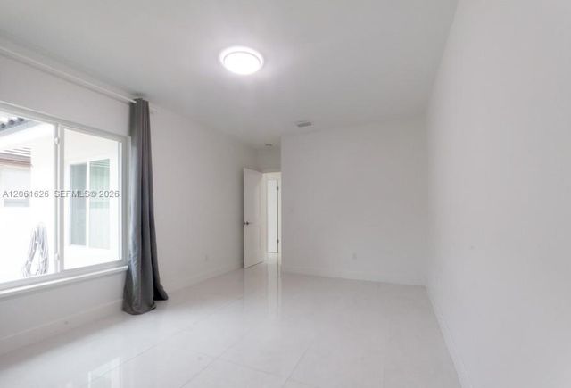 6305 SW 31st St 6305, Miami, FL 33155