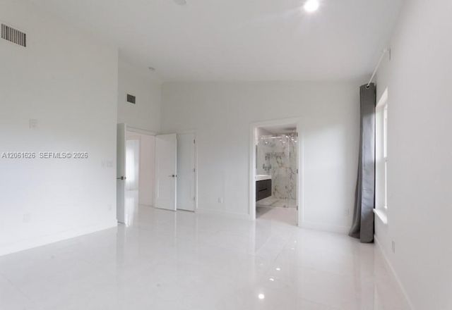 6305 SW 31st St 6305, Miami, FL 33155