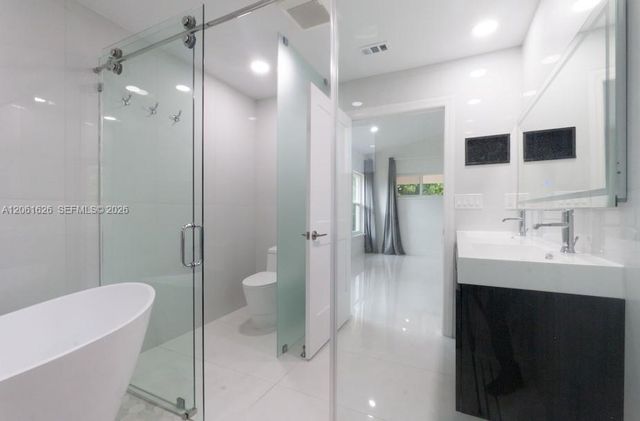 6305 SW 31st St 6305, Miami, FL 33155