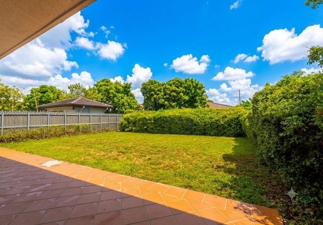 6305 SW 31st St 6305, Miami, FL 33155