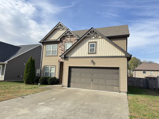 3776 Windhaven Dr, Clarksville, TN 37040