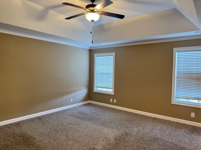 3776 Windhaven Dr, Clarksville, TN 37040