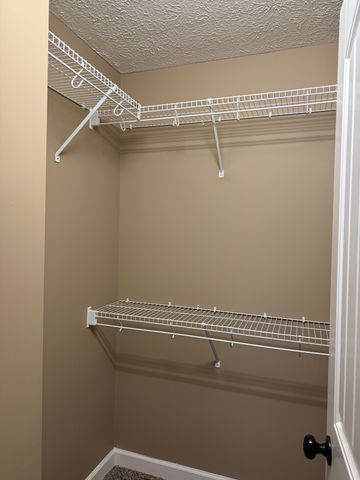 3776 Windhaven Dr, Clarksville, TN 37040