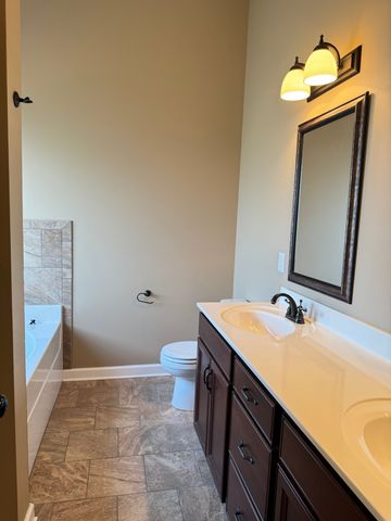 3776 Windhaven Dr, Clarksville, TN 37040