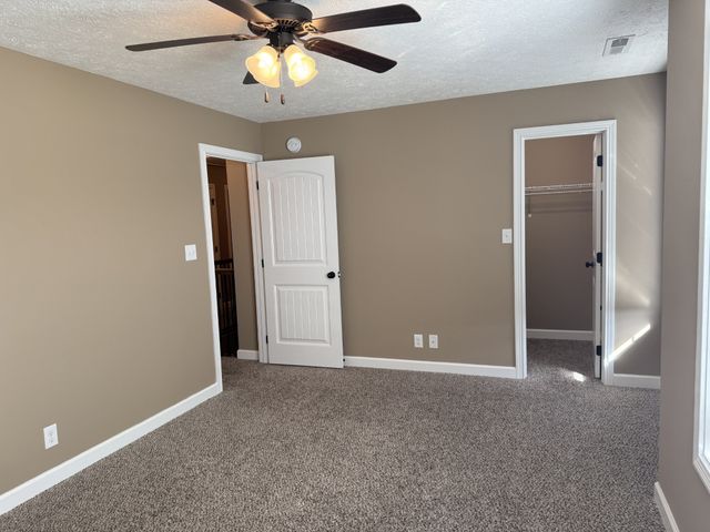 3776 Windhaven Dr, Clarksville, TN 37040