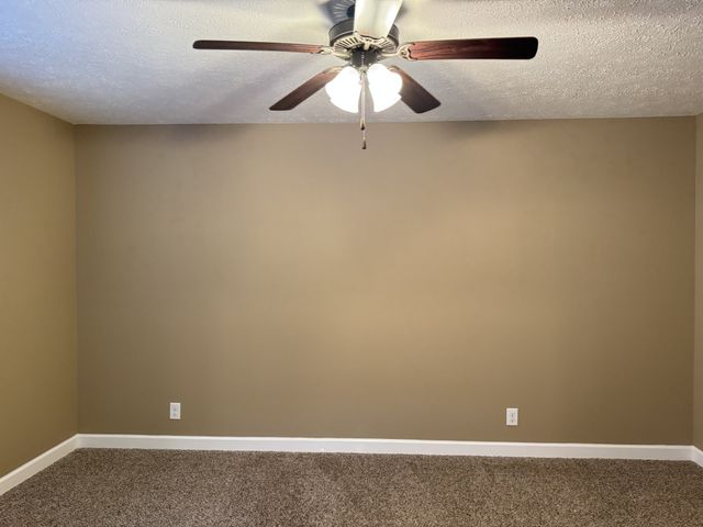 3776 Windhaven Dr, Clarksville, TN 37040