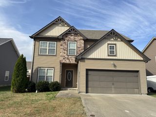 3776 Windhaven Dr, Clarksville, TN 37040