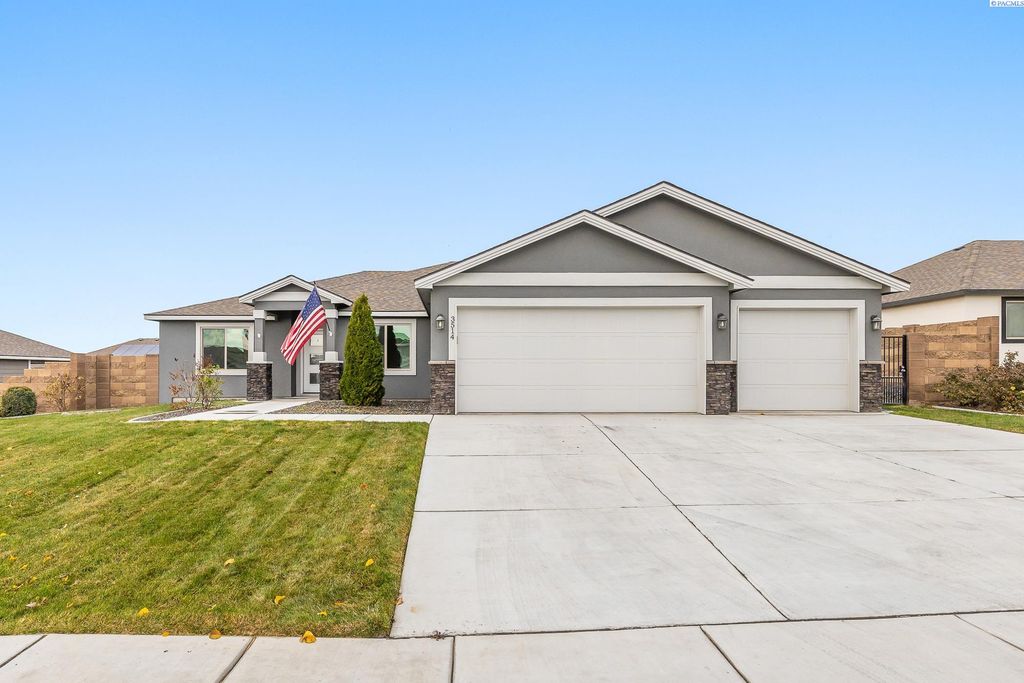3514 Ariana Ln, Pasco, WA 99301