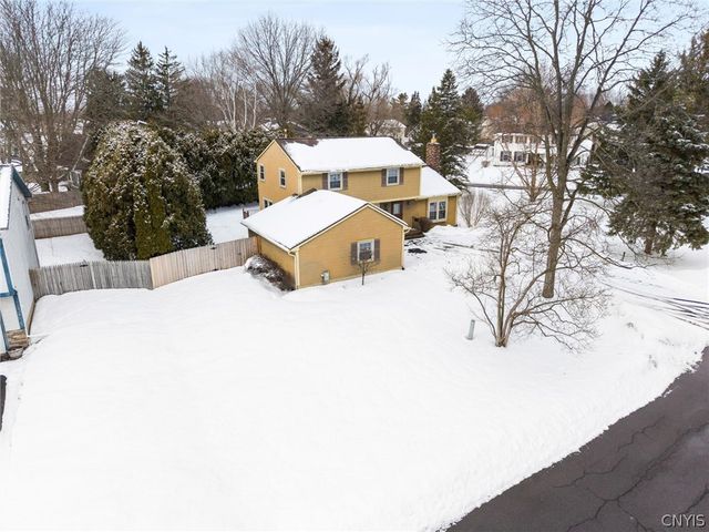 8101 Balsamwood Lane, Clay, NY 13090