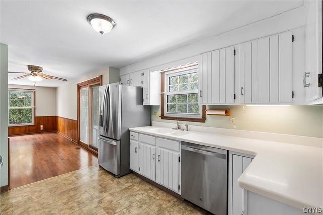 8101 Balsamwood Lane, Clay, NY 13090