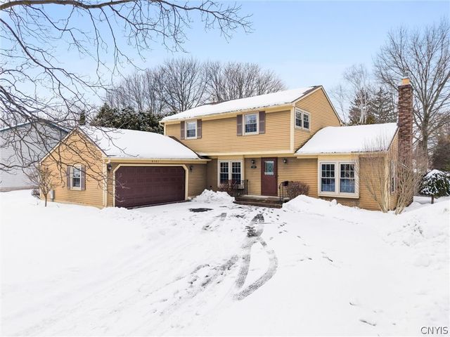 8101 Balsamwood Lane, Clay, NY 13090