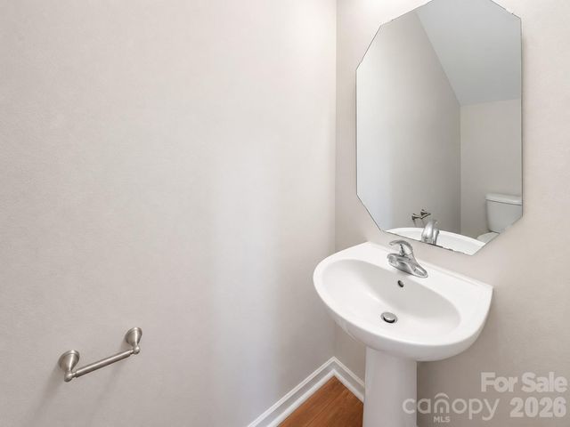 220 Hunslet Circle, Charlotte, NC 28206