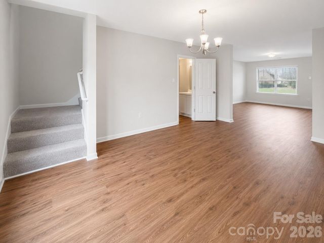 220 Hunslet Circle, Charlotte, NC 28206