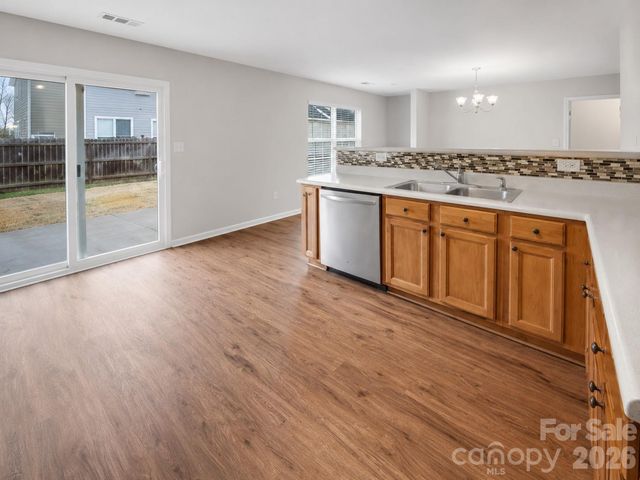 220 Hunslet Circle, Charlotte, NC 28206