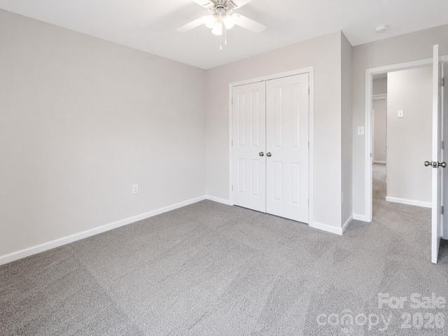 220 Hunslet Circle, Charlotte, NC 28206