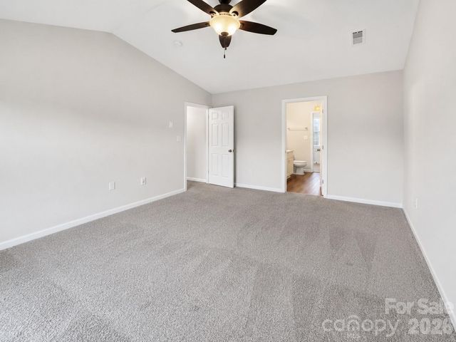 220 Hunslet Circle, Charlotte, NC 28206