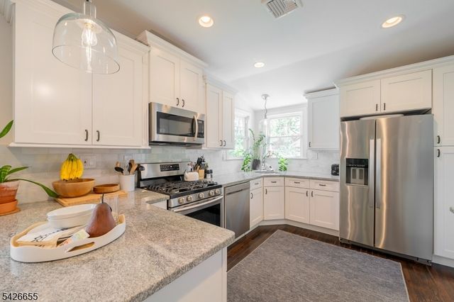 570 Sinclair Terrace, South Orange Village Twp., NJ 07079