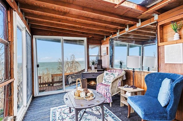 3343 Lake Road, North Kingsville, OH 44030