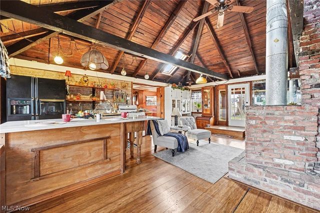 3343 Lake Road, North Kingsville, OH 44030