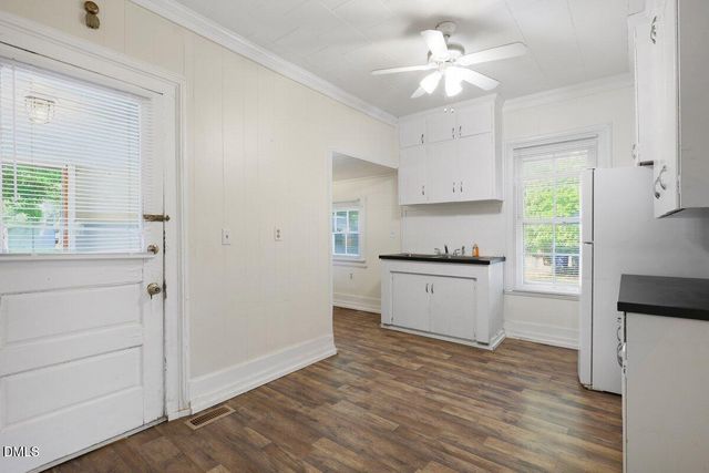 501 N Raiford Street, Selma, NC 27576