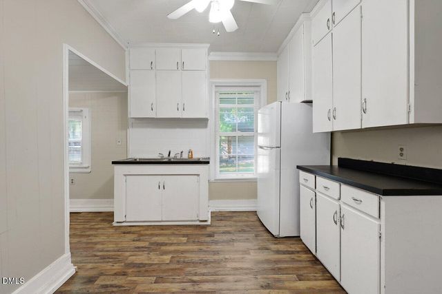 501 N Raiford Street, Selma, NC 27576