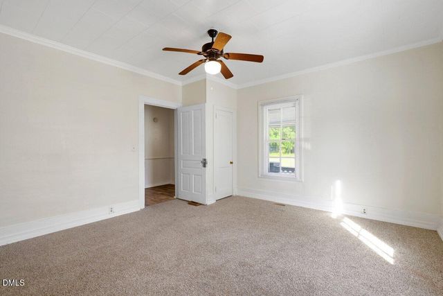 501 N Raiford Street, Selma, NC 27576