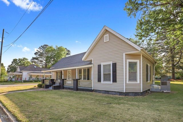 501 N Raiford Street, Selma, NC 27576