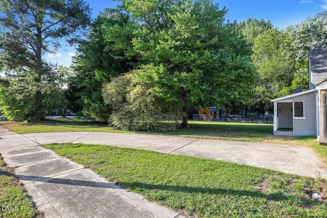 501 N Raiford Street, Selma, NC 27576