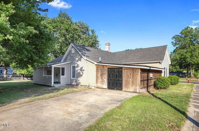 501 N Raiford Street, Selma, NC 27576
