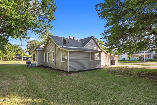 501 N Raiford Street, Selma, NC 27576