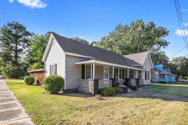 501 N Raiford Street, Selma, NC 27576